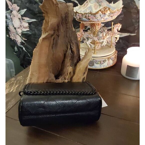 NWT~ALDO Black Kayleyyx Chain Accent Rock Inspired Shoulder/Crossbody Handbag - Picture 4 of 11